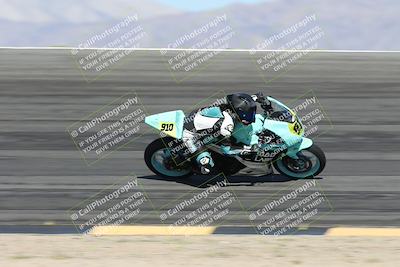 media/May-10-2025-Race Pace (Sat) [[db32fef2da]]/Vested/3-Bowl Set 1 (9am)/